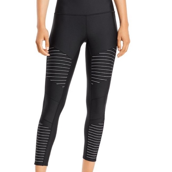 ALO Yoga Rare Moto Airlift 7/8 Leggings LIKE NEW
